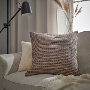 2x Ikea Pillows (Cushion + Cover)